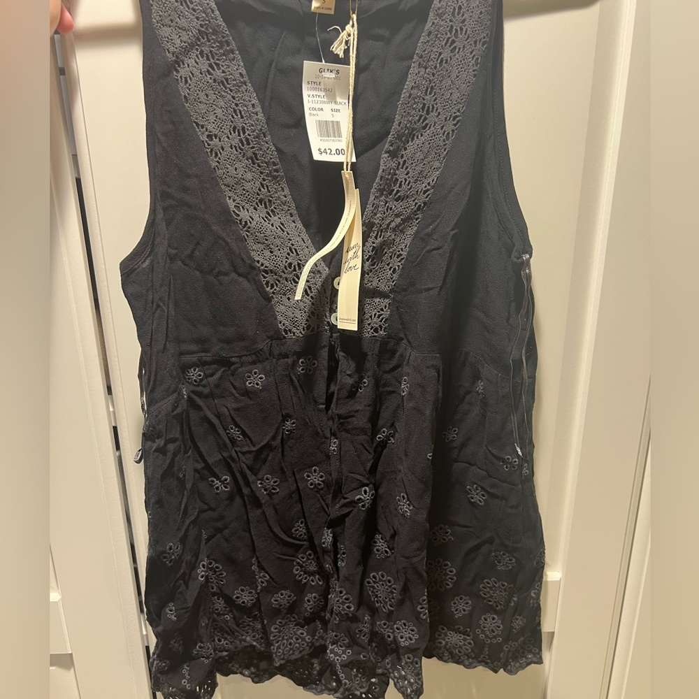 LOVESTITCH black open tank